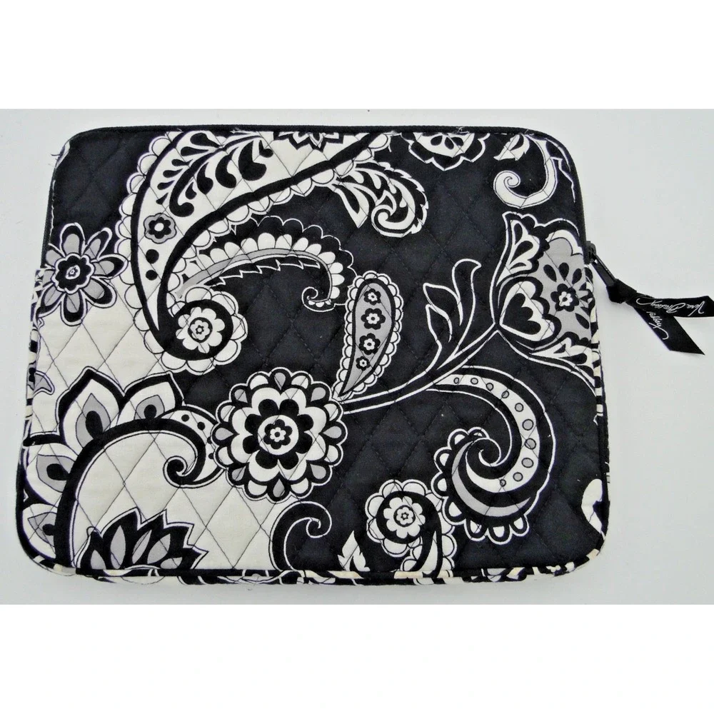 Vera Bradley Tablet Tech Kindle iPad Mini Sleeve Quilted Black & White‎